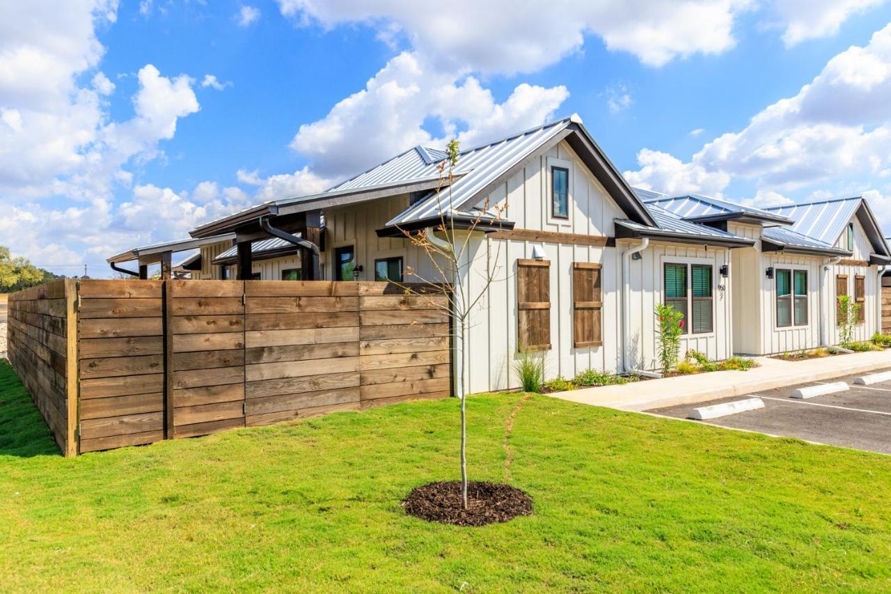Longhorn Haus Aparthotel เฟรเดอริกส์เบิร์ก ภายนอก รูปภาพ